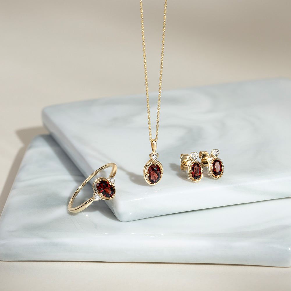 Classic Oval Garnet & Diamond Heart Pendant Necklace In 9ct Yellow Gold