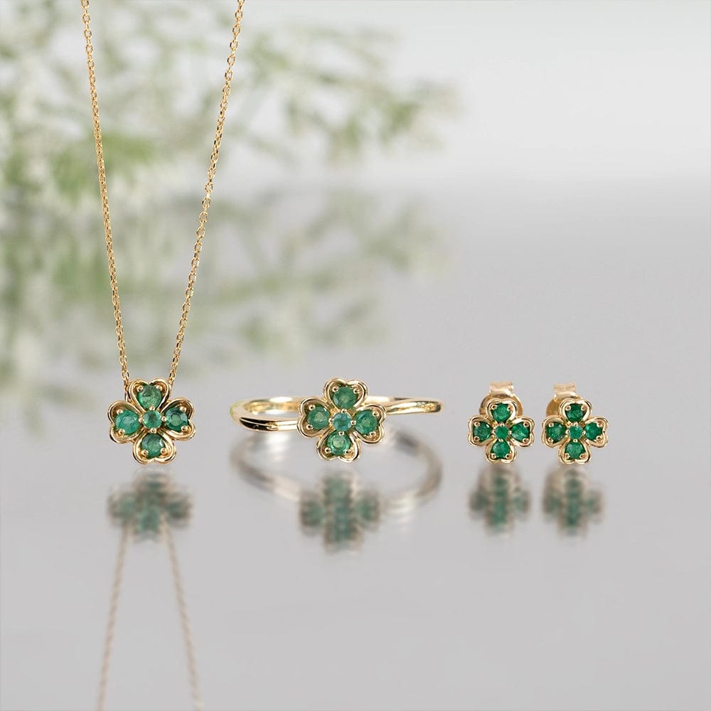 Gardenia_round_emerald_clover_stud_earrings_pendant_necklace_and_ring_in_9ct_yellow_gold
